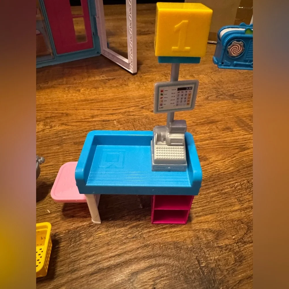 Barbie Chelsea snack stand play set (retired)